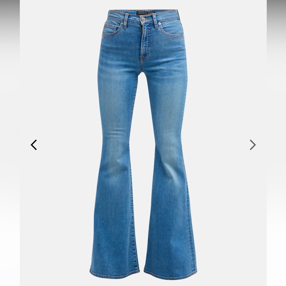 BRAND NEW. Veronica Beard Sheridan bell bottom jeans. Still in packaging